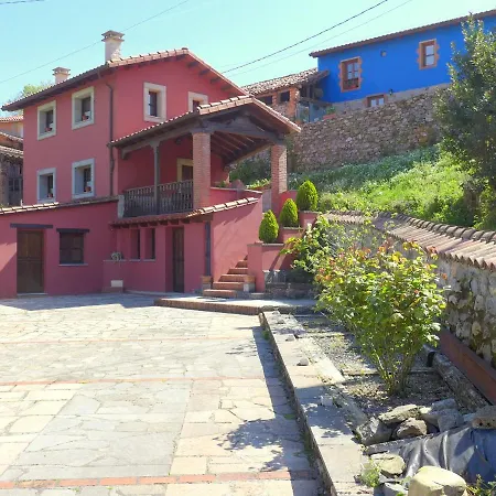 Casa Para 4 Personas En Un Entorno Rural Muy Tranquilo Feriehus Llanes